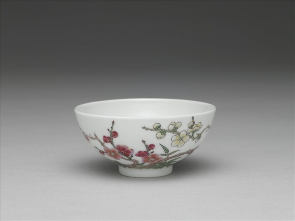 琺瑯彩梅竹先春圖杯