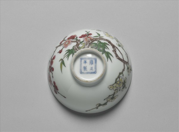 琺瑯彩梅竹先春圖杯