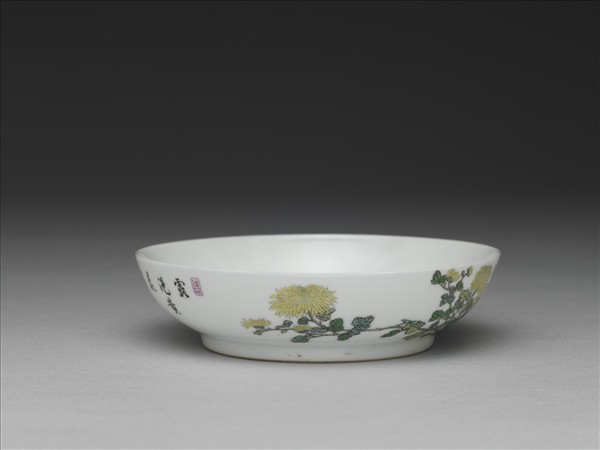 琺瑯彩菊花紋碟