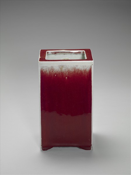 寶石紅釉方瓶