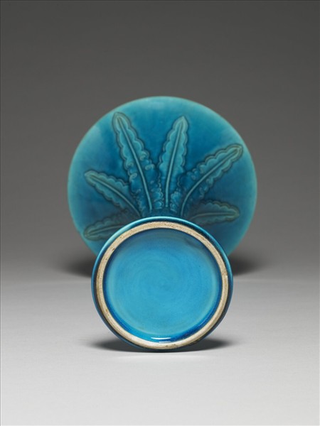 孔雀藍釉錐拱蕉葉夔紋觚