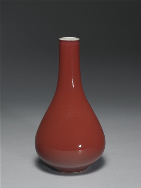 霽紅釉膽瓶