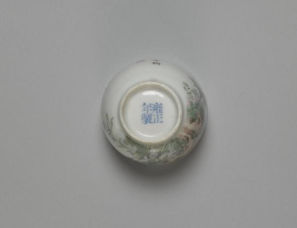 琺瑯彩瓷竹雀圖杯