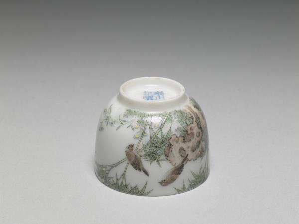 琺瑯彩瓷竹雀圖杯