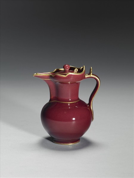 寶石紅僧帽壺