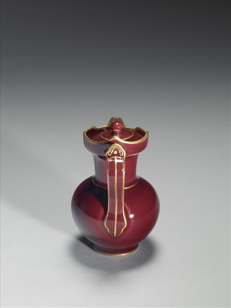 寶石紅僧帽壺