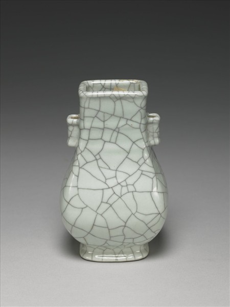 仿哥釉貫耳方瓶