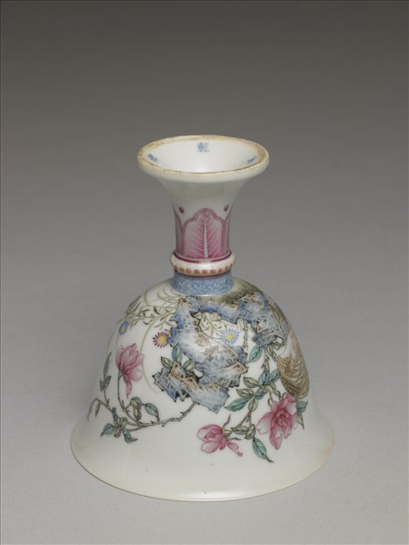 琺瑯彩月季雙安高足杯