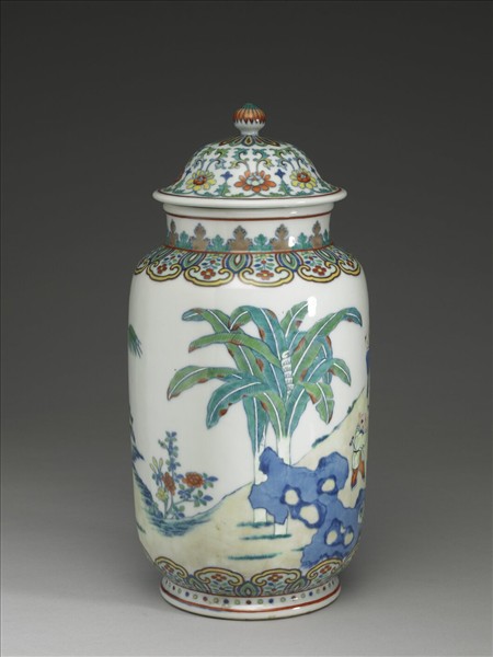 鬥彩嬰戲圖蓋罐