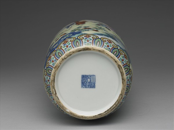 鬥彩嬰戲圖蓋罐