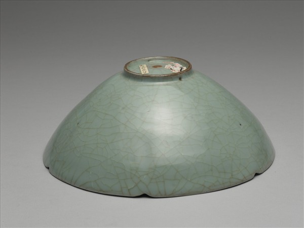 官窯 青瓷葵口碗