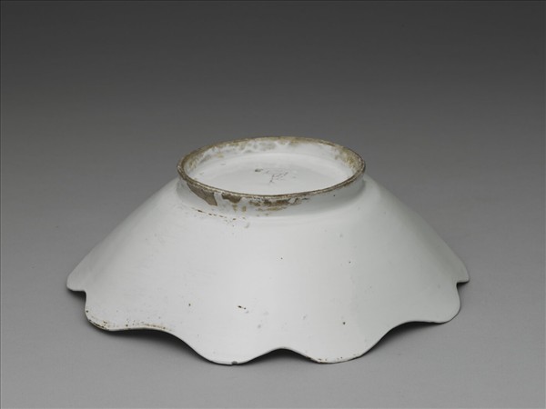 白瓷「官」字花式碗