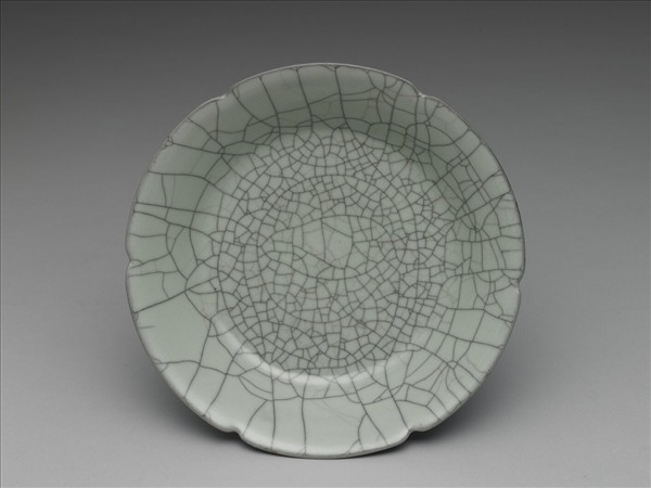 哥窯 青瓷葵口盤