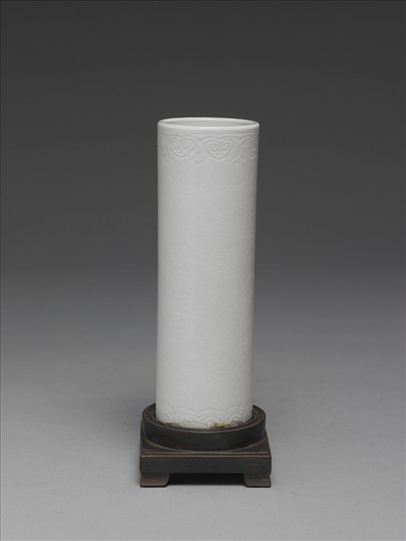 定窯 白瓷劃花雙鳳紋花插