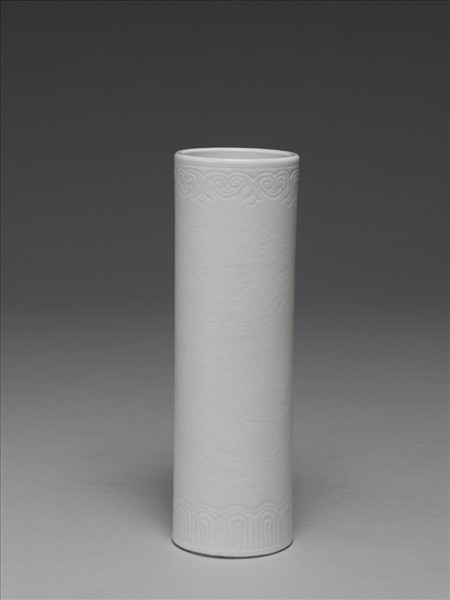 定窯 白瓷劃花雙鳳紋花插