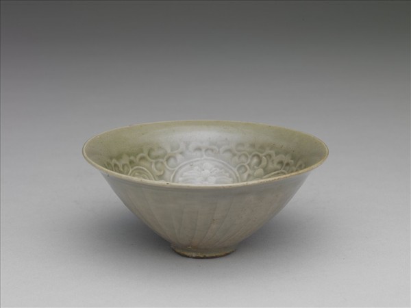 耀州窯 青瓷印花菊花紋茶盞