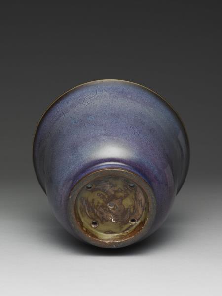 鈞窯 天藍葡萄紫釉仰鐘式花盆