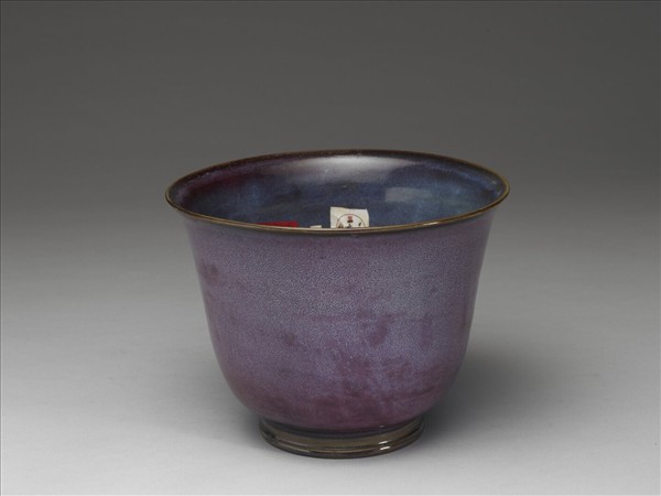 鈞窯 天藍葡萄紫釉仰鐘式花盆