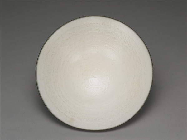 定窯 白瓷劃花雙魚紋碗