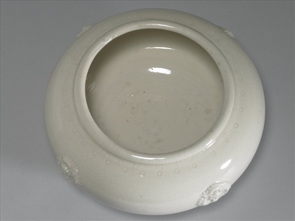 宿州窯 白瓷團龍紋洗