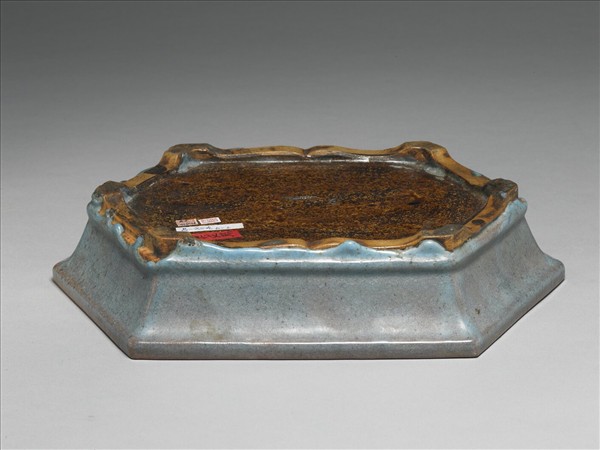 石灣窯 天藍釉六方盆托