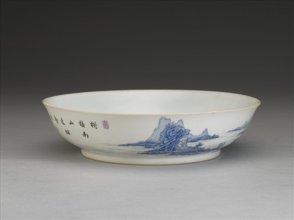 琺瑯彩青山水圖盤