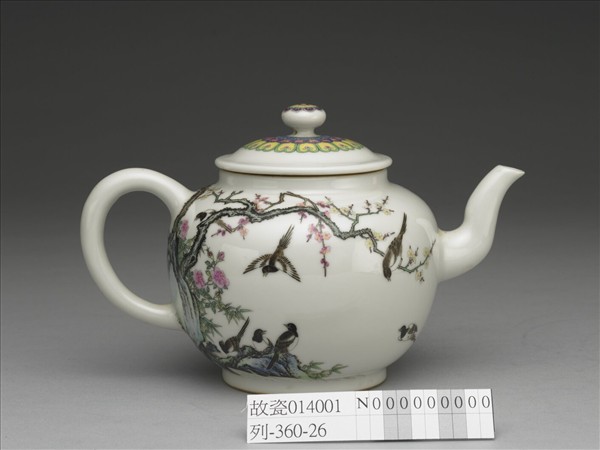 琺瑯彩竹梅報喜圖茶壺