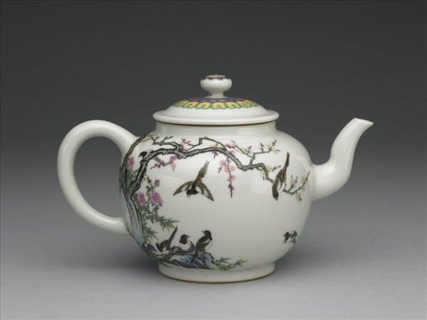 琺瑯彩竹梅報喜圖茶壺