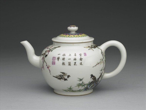 琺瑯彩竹梅報喜圖茶壺