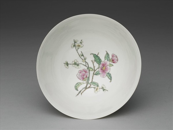 琺瑯彩山水樓閣圖碗