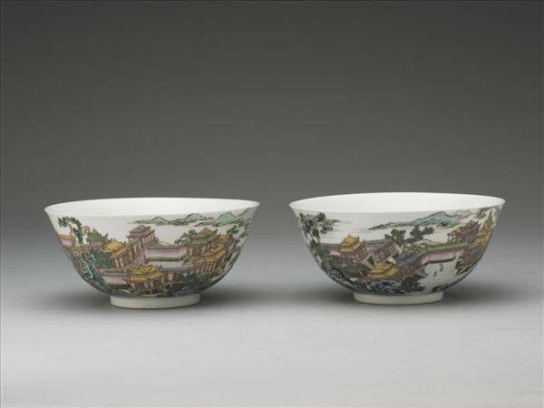 琺瑯彩山水樓閣圖碗