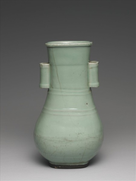 龍泉窯 青瓷貫耳壺