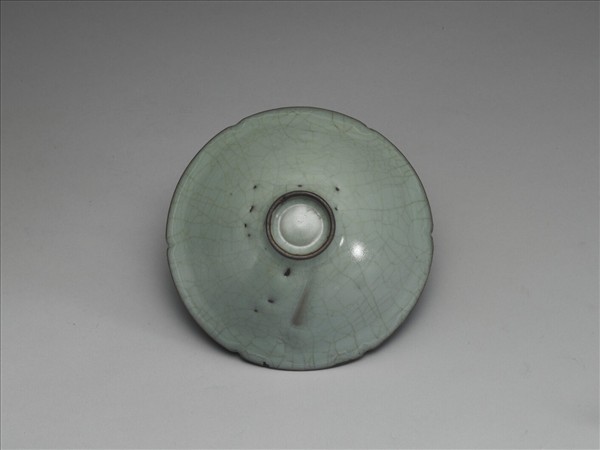 官窯 青瓷葵口茶盞