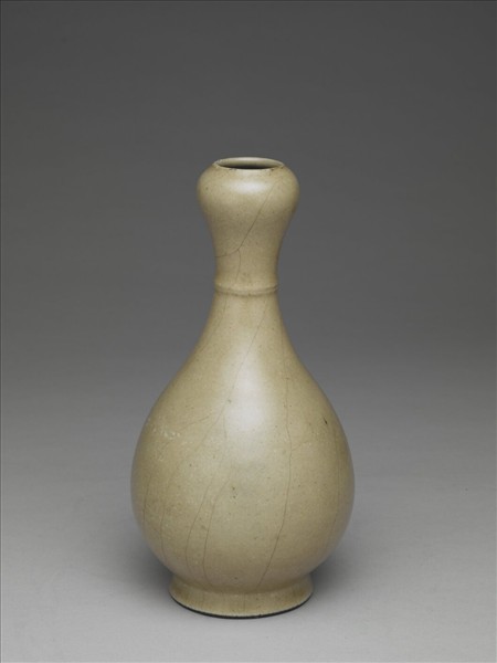 青瓷蒜頭瓶