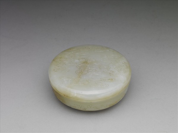 玉螭紋盒
