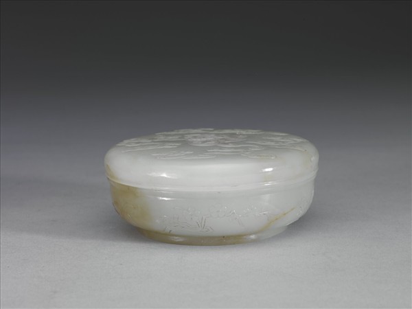玉螭紋盒