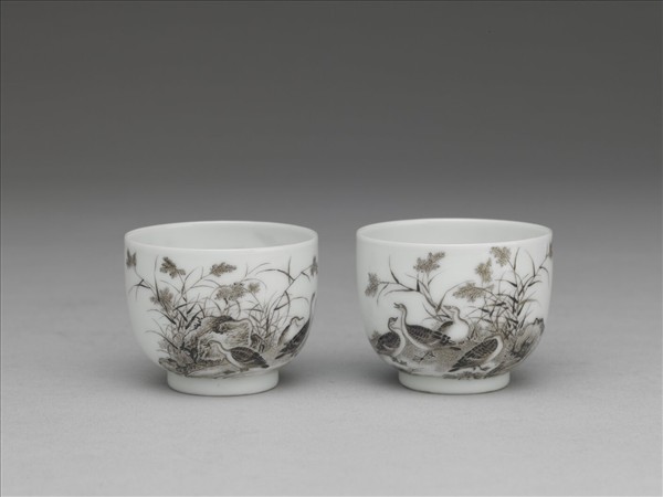 琺瑯彩赭墨蘆雁酒鍾