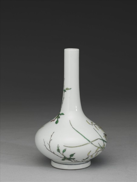 琺瑯彩花卉紋瓶