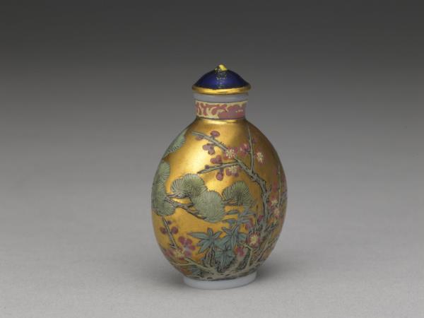 鼻煙壺 鼻烟壶 珐琅彩（七宝焼）工芸 益德誠 玻璃胎畫琺瑯紅地西番蓮紋鼻煙壺- 故宮