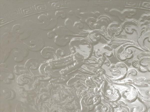 定窯 印花石榴嬰兒碗