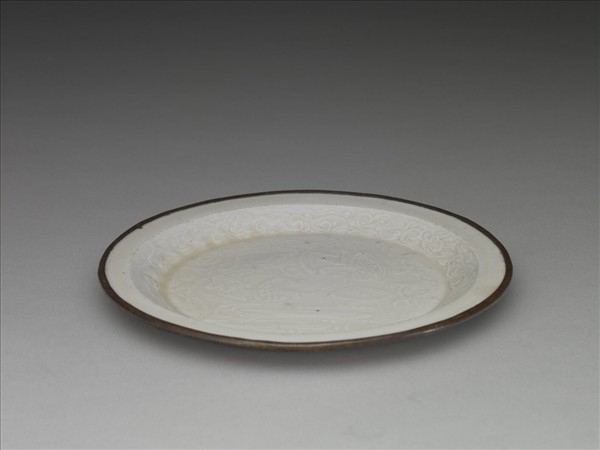 定窯 白瓷印花鴛鴦紋盤