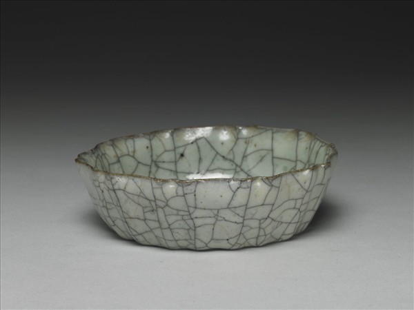 哥窯 青瓷葵花式洗