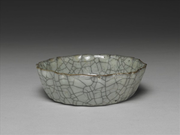 哥窯 青瓷葵花式洗