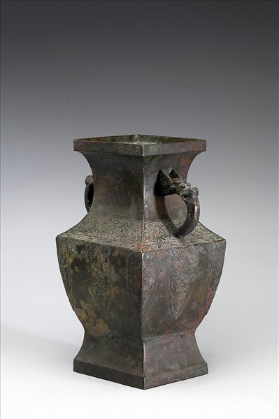 夔紋方壺