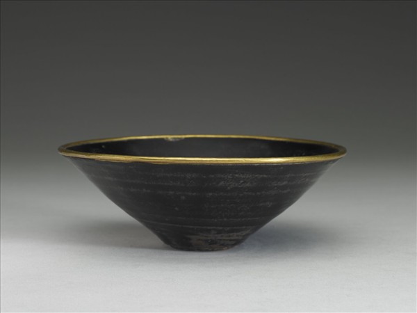 吉州窯 烏金釉葉紋碗
