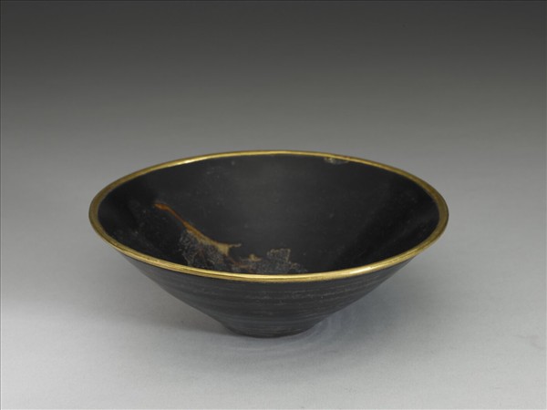 吉州窯 烏金釉葉紋碗