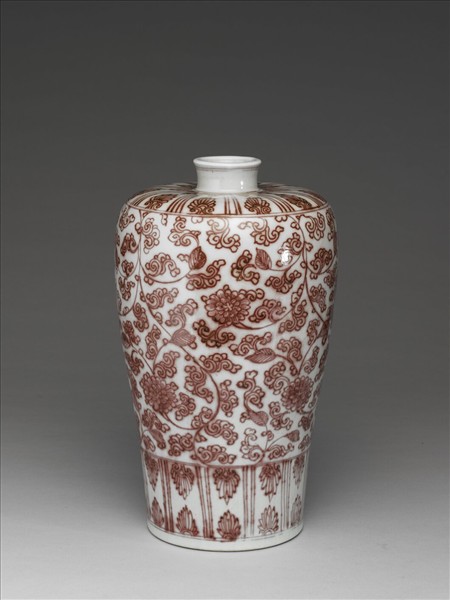 釉裡紅花卉紋梅瓶