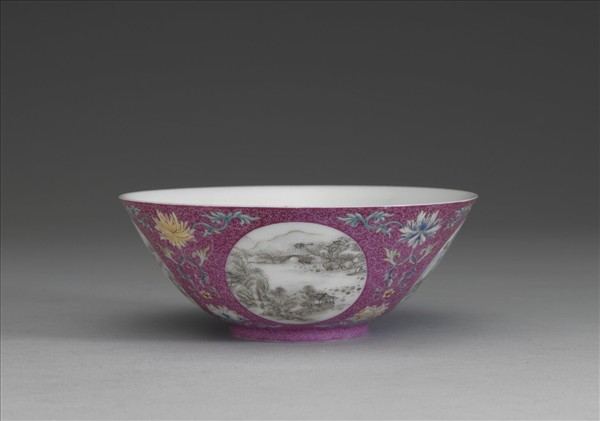 洋彩紅錦地開光山水圖碗