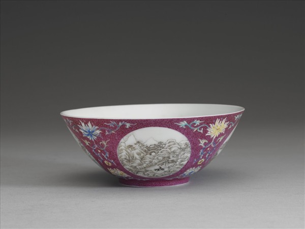 洋彩紅錦地開光山水圖碗