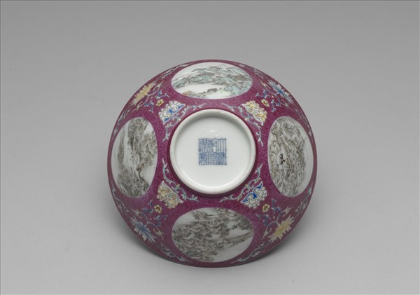 洋彩紅錦地開光山水圖碗